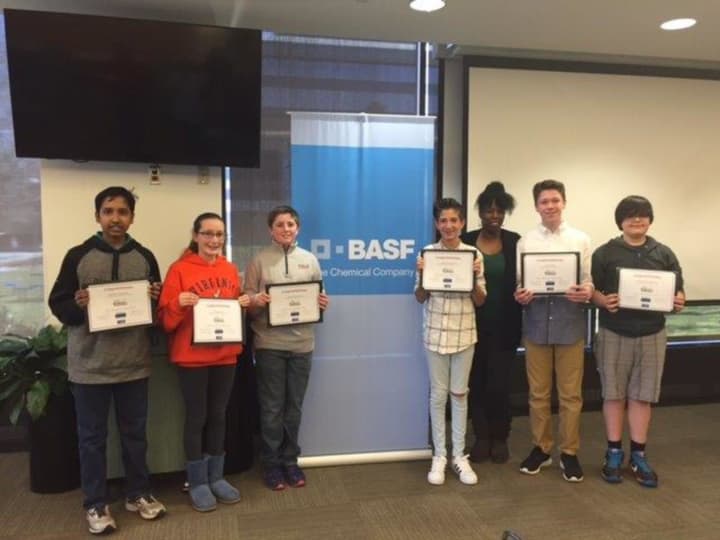 The six Blue Mountain Middle School students who participated in the You Be The Chemist Challenge on the local level.