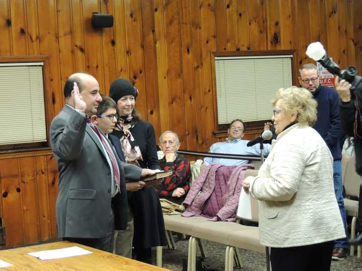 New Mayor Judah Zeigler Takes Helm In Leonia Fort Lee Daily Voice