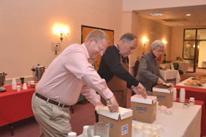 The Knights of Columbus St. Matthew Council of Norwalk recently held a Columbus Day Macaroni Dinner raising over $3,500 to assist organizations. 