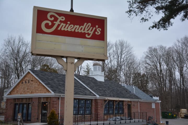 Old signage from Friendly&#x27;s is all that remains of the restaurant chain&#x27;s presence in Mount Kisco. A Bareburger is moving to the old Friendly&#x27;s site.