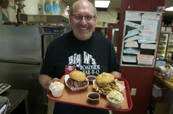 Big W&#x27;s owner Warren Norstein with some of his wildly popular smoked brisket and chicken.