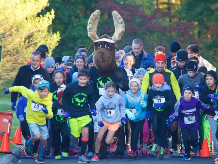 Meadow Pond Elementary School hosted The Max&#x27;s Mighty Pumpkin Race