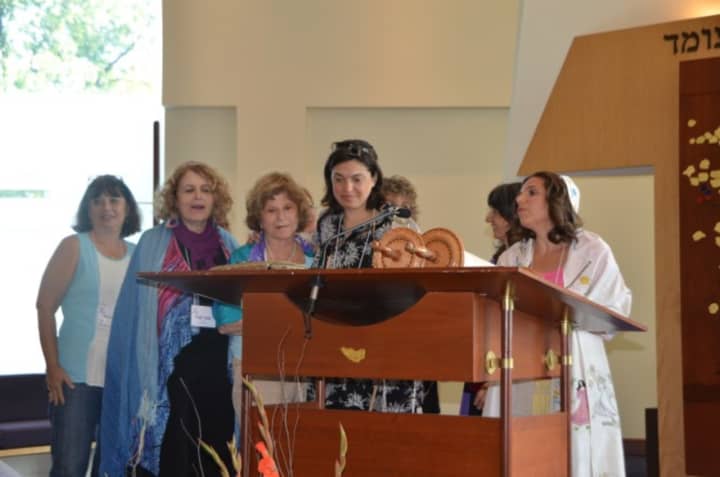 There will be a Women Cantors’ Network conference in Ridgefield.