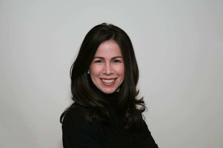 Elizabeth DeRobertis, Director of Nutrition at Scarsdale Medical Group.