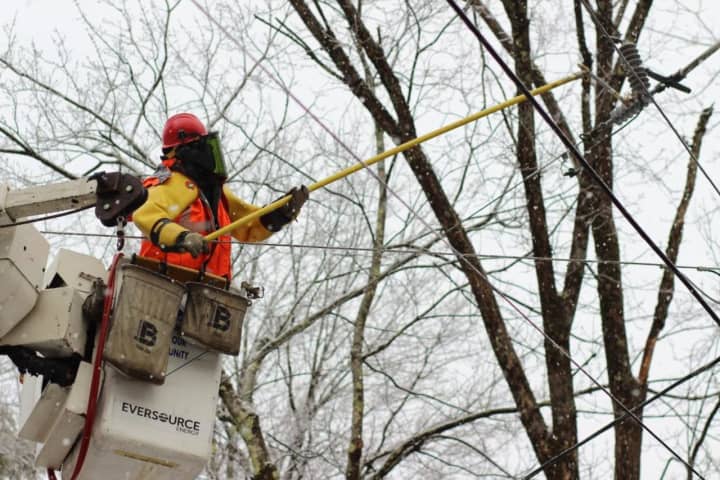 Eversource crews worked around the clock to restore power to hundreds in Connecticut.