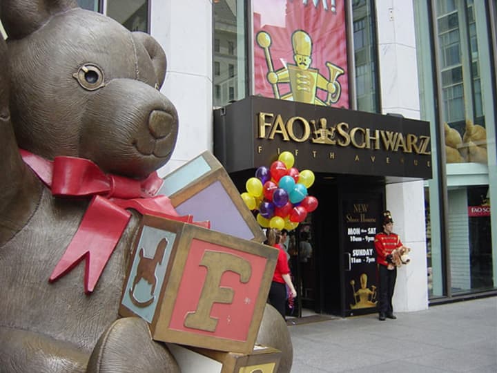 FAO Schwarz is opening a new Rockefeller Plaza location, three years after closing its famed Fifth Avenue store.