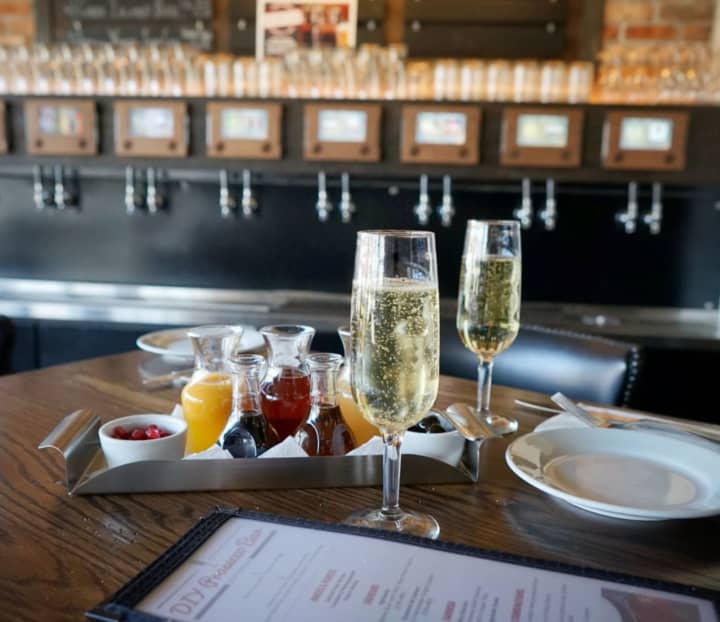 Prosecco is on the menu at Frankie &amp; Fanucci’s Wood Oven Pizzeria in Mamaroneck.