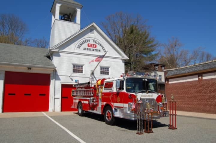 The Demarest Fire Department is donating this pumper to the FDNY Family Unit.