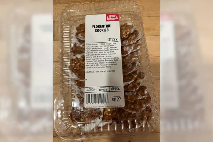 One person died after eating mislabeled Florentine cookies, which did not state that the product contained nuts.&nbsp;