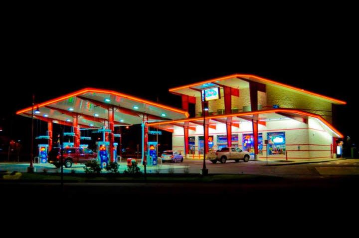 Flory&#x27;s Convenience and Deli, a combo gas station and eatery in Fishkill, looks like a 1950s casino when it&#x27;s all lit up at night.