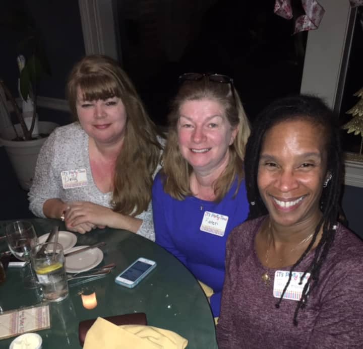 Members of the Ossining Moms Facebook group met in person at the Boathouse on Dec. 29.