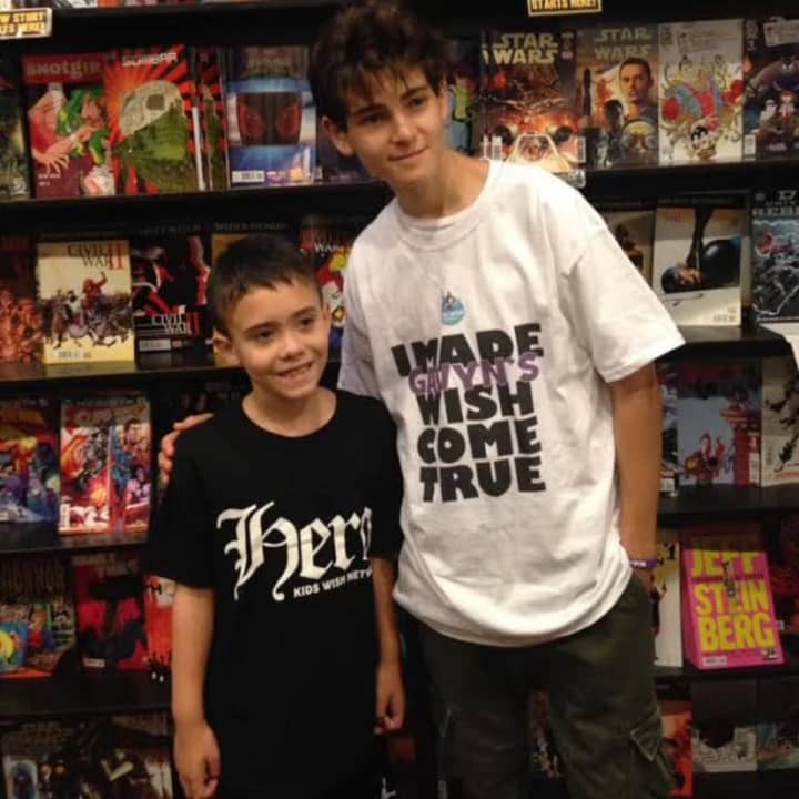 The Kids Wish Network arranged for Gavyn Boscio to meet David Mazouz, the actor who plays young Bruce Wayne in &quot;Gotham.&quot;