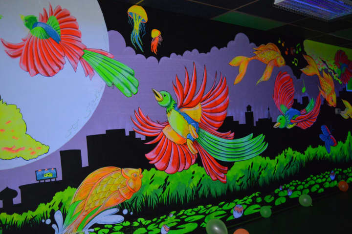 GlowHouse Kids in Pompton Lakes features a giant glow-in-the-dark mural.