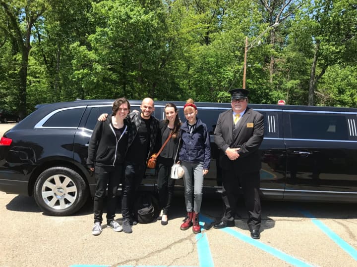 Grace Vanderwaal (second from right) arrives at Ramapo High School in Franklin, N.J., in style Sunday.