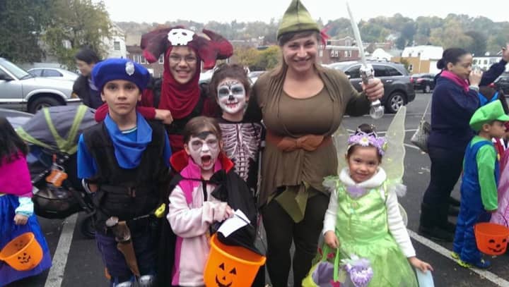 The American Red Cross is offering precautions to make Halloween safe and fun for everyone.