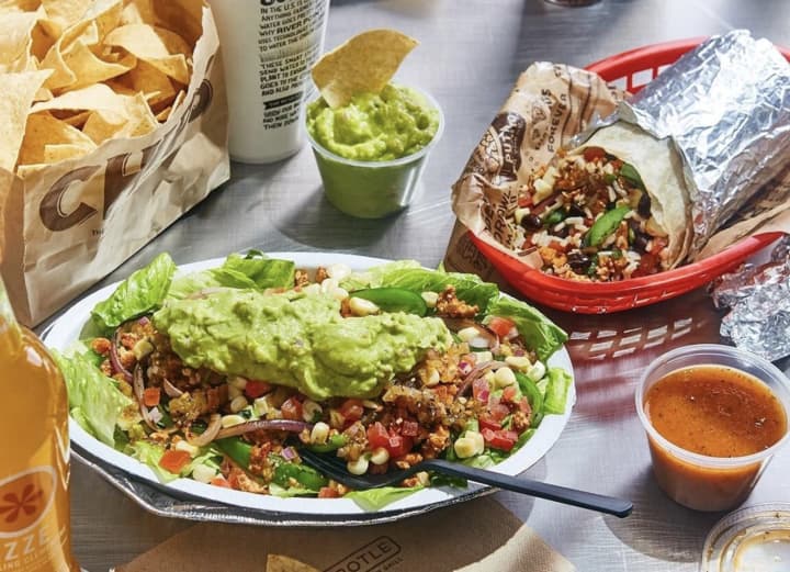 A Chipotle Mexican Grill is slated to open in Montvale.