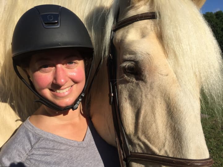 Tara Korde of The Simple Equine with her horse, Tully.