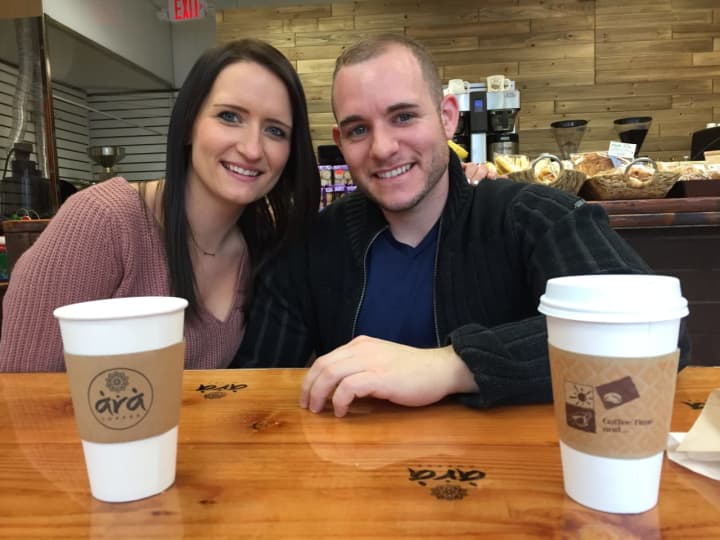 Paulina and Matt went to Ara Coffee for their second date.