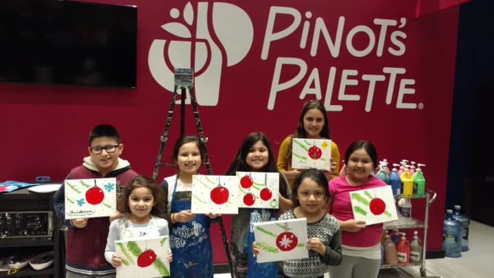 A Pinot&#x27;s Palette event organized by Stamford resident Grace Targonsk.