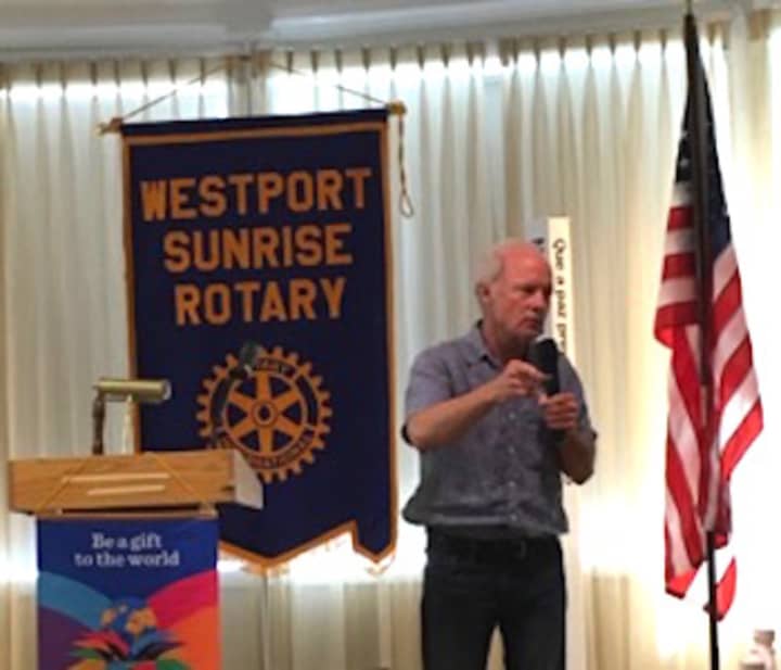 Storyteller John O’Hern speaks at the Westport Sunrise Rotary.