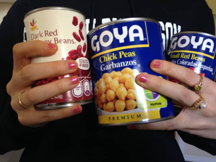Bring nonperishable items to the credit union&#x27;s food drive in Oradell.