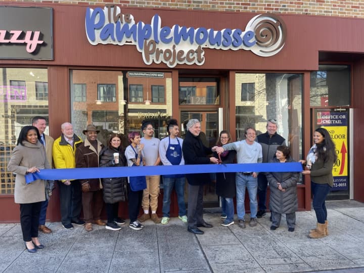 The Pamplemousse Project in White Plains, located at 124 Mamaroneck Ave. (Route 125), held a ribbon-cutting ceremony on Tuesday, Dec. 13.
