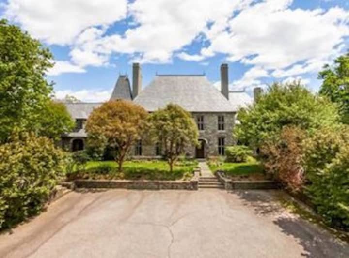 This mansion in Fairfield is on the market.
