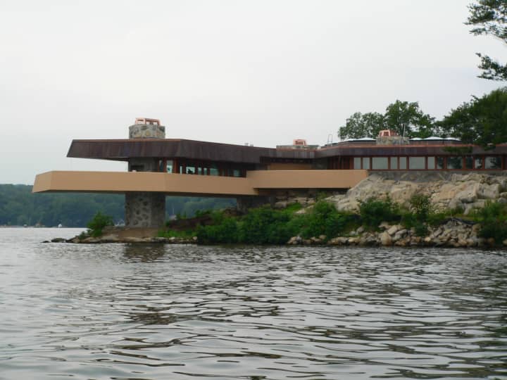 A Frank Lloyd Wright-designed home on Lake Mahopac&#x27;s Petra Island will serve as the venue for a Professional Women of Putnam fundraiser that will benefit Community Cares and The Ty Louis Campbell Foundation.