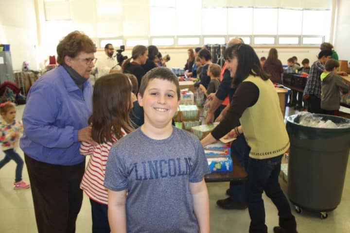 Jake Scoropanos of Wyckoff enlisted the community to help him assemble snack packs for kids facing hunger.