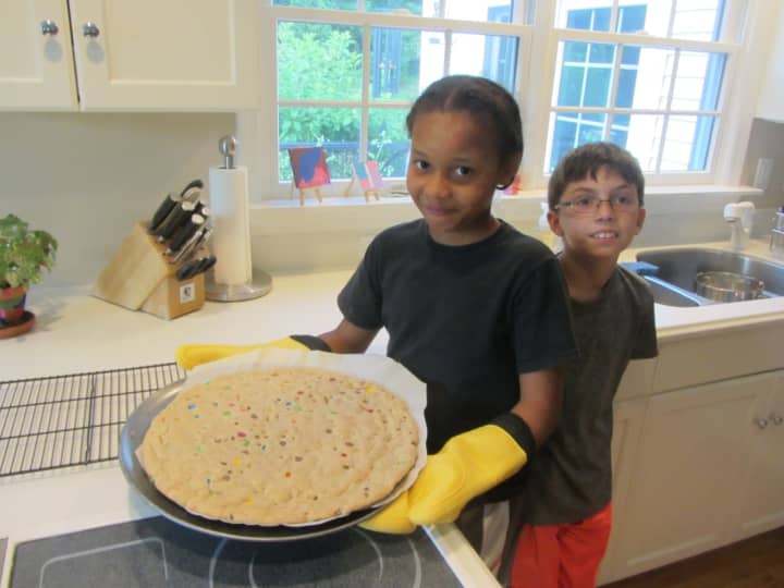 Fresh Air child Jonathan baked a giant cookie in Westport with host sibling Aiden Schachter.