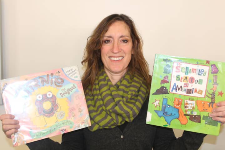 Author and illustrator Laurie Keller visited students at Meadow Pond Elementary School.