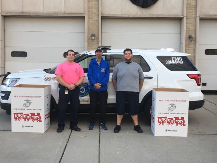 The Lyndhurst Police Emergency Squad is an official Toys for Tots drop off site.