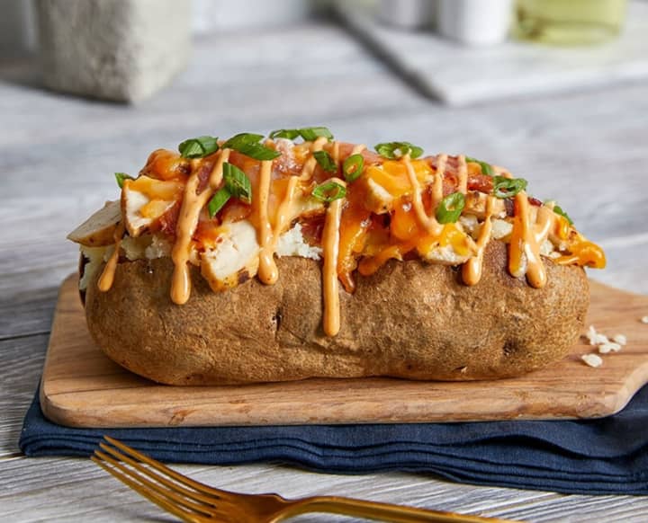 McAlister&#x27;s Chipotle Chicken Spud.
