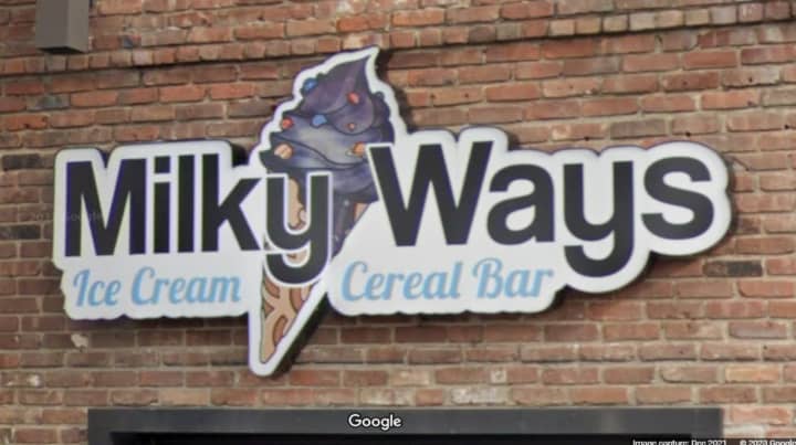 Milky Ways Ice Cream &amp; Cereal Bar sign in Huntington