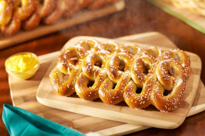 Philly Pretzel Factory opened a location in Smithtown.