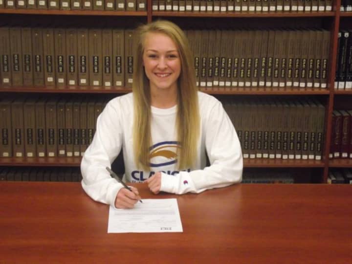 Rutherford High School softball player Natalie Else has signed with Clarion University.