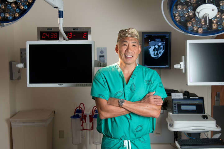 Dr. Har Chi Lau of Hudson Valley Surgical Group, Minimally Invasive Center in Sleepy Hollow.