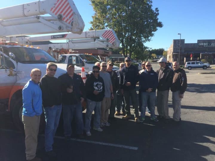 IBEW Local 530 members from Orange &amp; Rockland traveled to North Carolina to help restore power to homes in the wake of Hurricane Matthew.