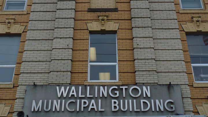 Wallington&#x27;s former business administrator is suing the borough and four council persons.