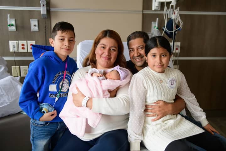 Port Chester residents&nbsp;Arlin Calderon  and Wilfredo Ramirez pictured with their newborn,&nbsp;Yessenia, and their two other children, Nicholas and Arlinda.&nbsp;