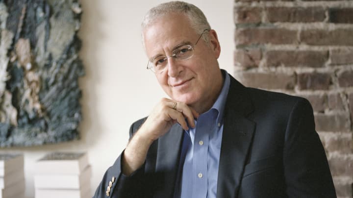 Pulitzer Prize winner Ron Chernow is the special guest for the Westport Library&#x27;s gala in May.