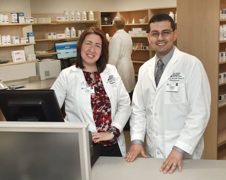 Pharmacists Gita Natovich and Raymond Hawash at Valley’s new pharmacy located on the hospital’s first floor.