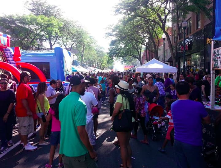 The New Rochelle Street fair will be held this Sunday from 11-5. This year&#x27;s fair will host over 100 vendors, offer food trucks, and live entertainment.
