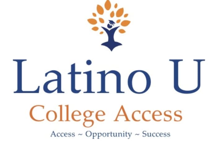 Latino U has been recognized by the White House for helping first generation Hispanics achieve higher eduction. 