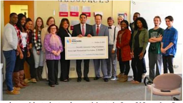 The Norwalk Community College Foundation receives a $28,000 grant from First Niagara.