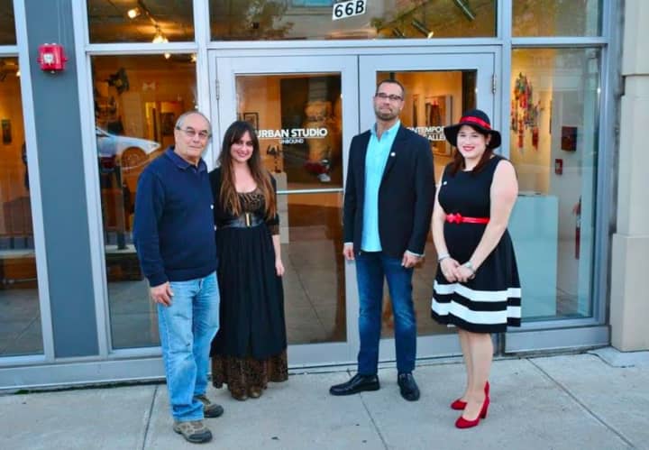 (L) Richard Pitts (board president), Melissa Starke (curator/asst director), Roddy Wildeman (director) and PT gallery volunteer Sara Fasano in front of the gallery.
