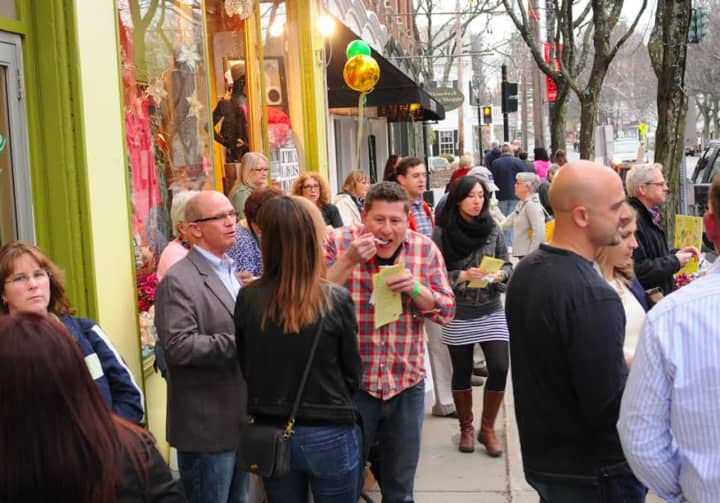 Nearly 450 guests attended Taste of Rhinebeck last year and enjoyed strolling to the village restaurants, spirit shops and town eateries hosted by retailers to sample their food and drinks.