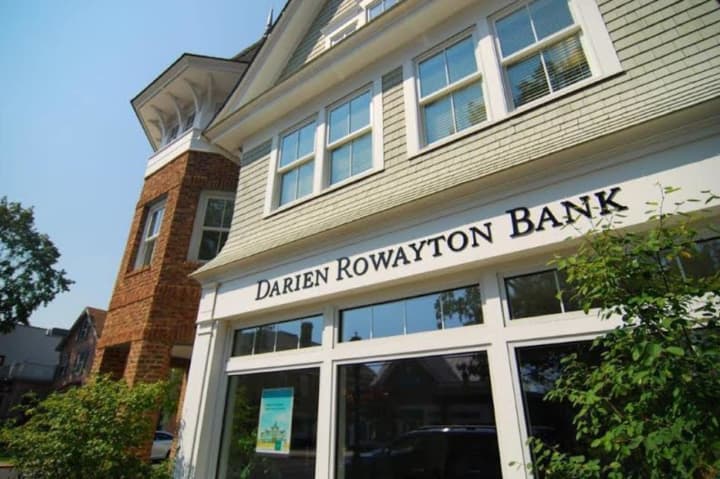Darien Rowayton Bank