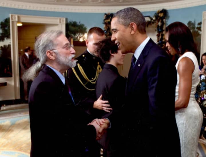 Gary Oppenheimer meets with President Barack Obama.