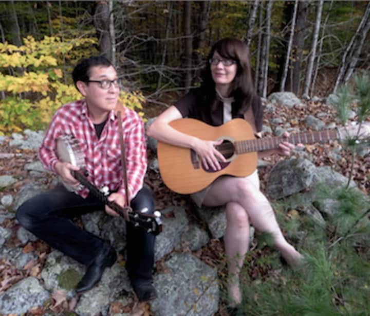 Roots music duo Hungrytown will perform in New Canaan June 4.